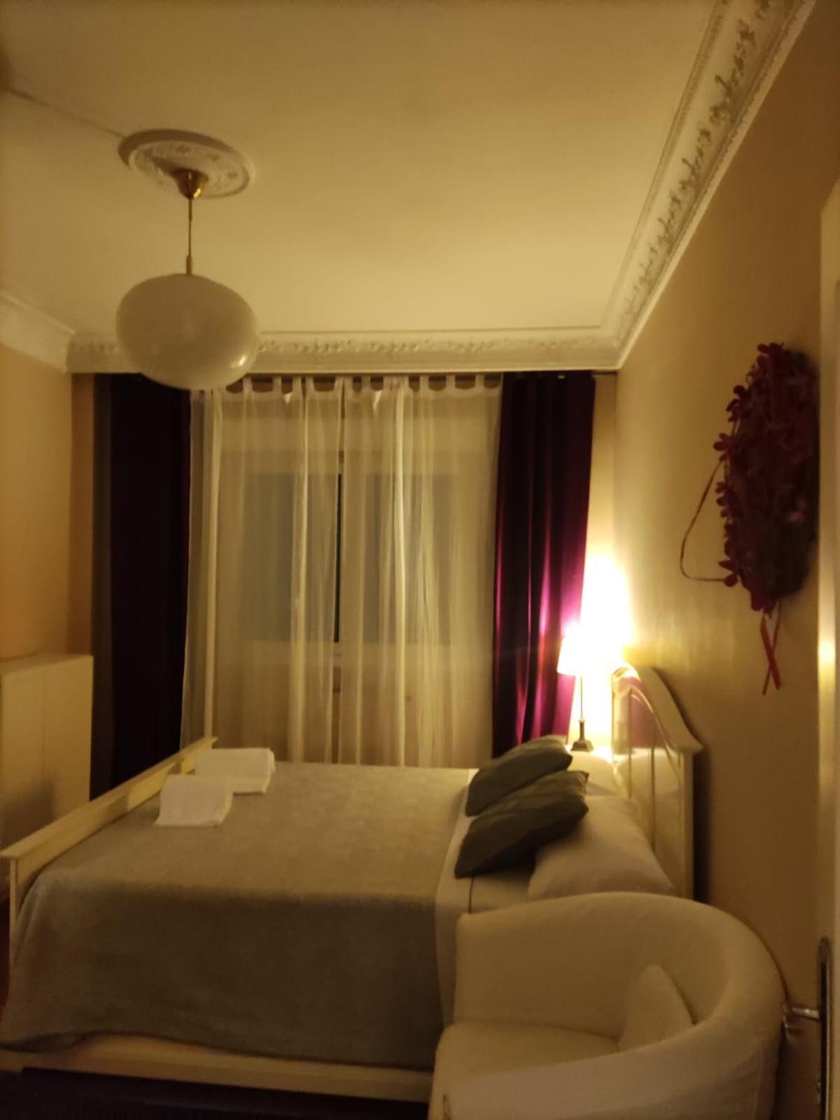 Habitacion En Vivienda Gran Via Bilbao Rom bilde